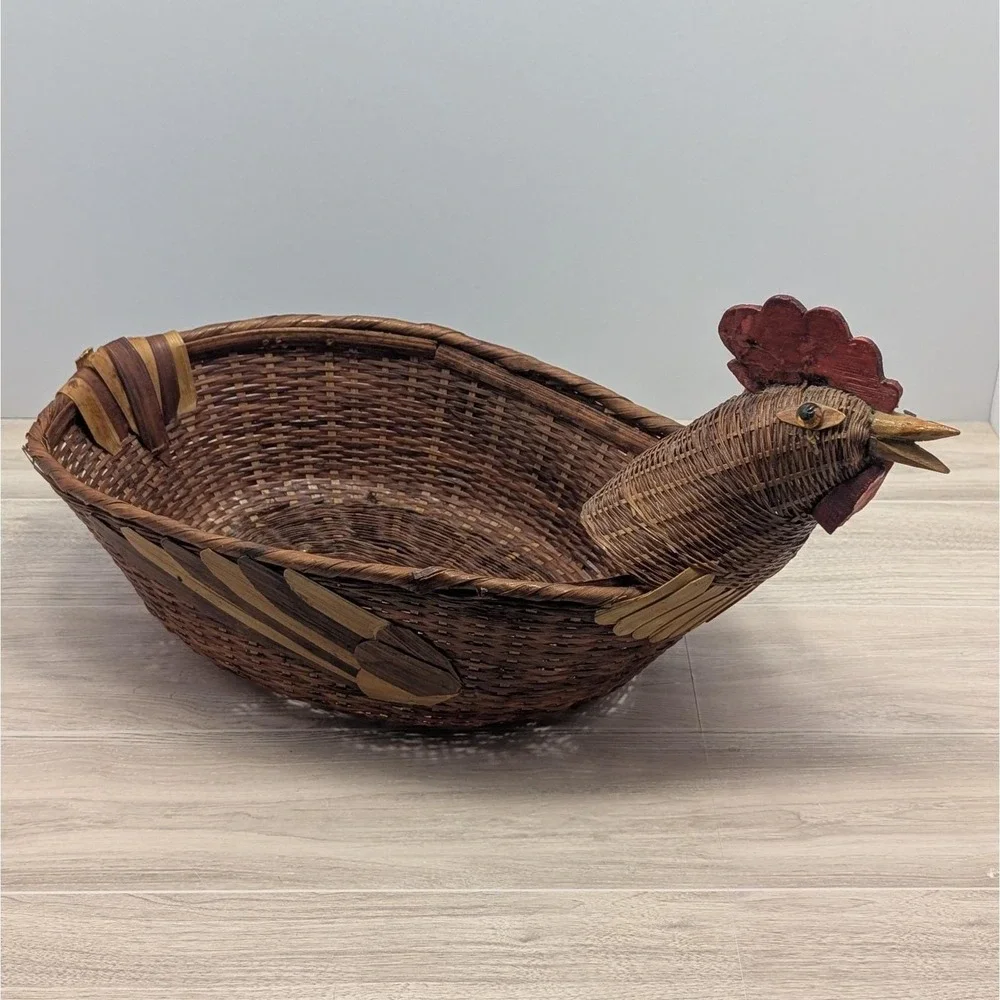Vintage Rooster Chicken Wicker Basket Hand Woven Centerpiece 15